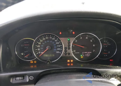 2006 Toyota Land Cruiser V8 z USA, uszkodzony, nr VIN JTEHT05J962085490